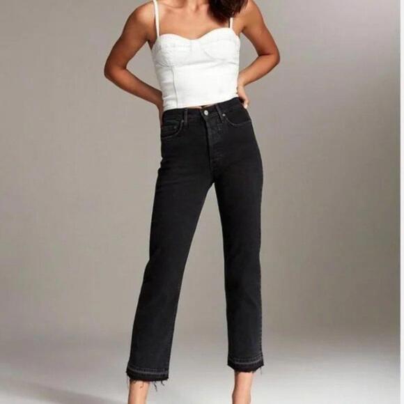 Aritzia Pants - Aritzia Denim Forum - Arlo High Rise Straight -  Black - 23
